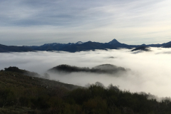 Sobre las nubes